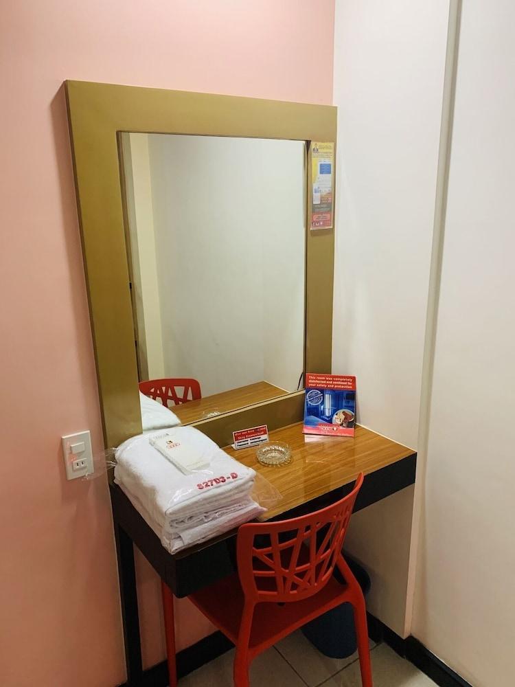 Hotel Sogo Tarlac מראה חיצוני תמונה