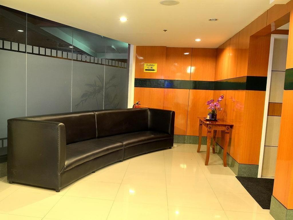 Hotel Sogo Tarlac מראה חיצוני תמונה
