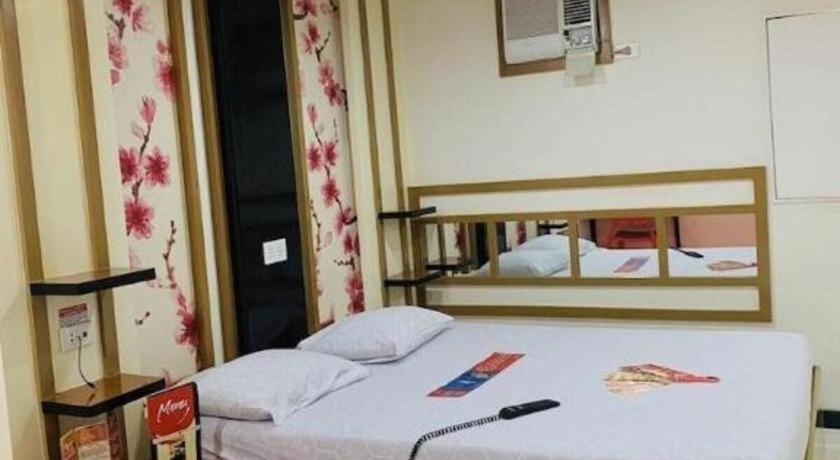 Hotel Sogo Tarlac מראה חיצוני תמונה
