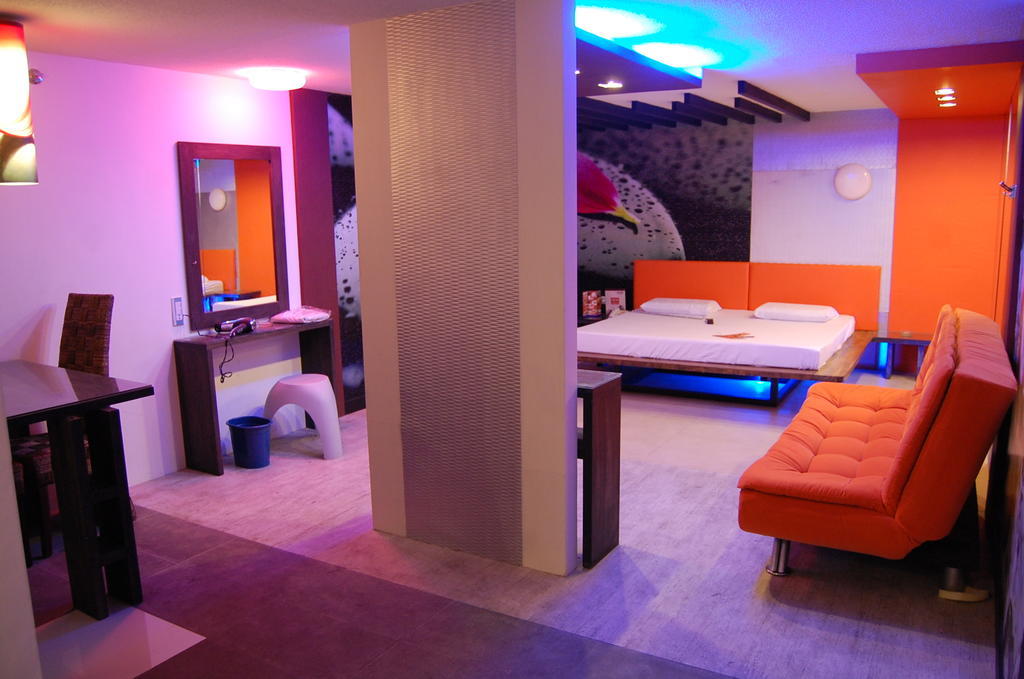 Hotel Sogo Tarlac חדר תמונה