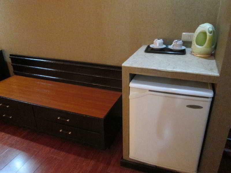 Hotel Sogo Tarlac מראה חיצוני תמונה