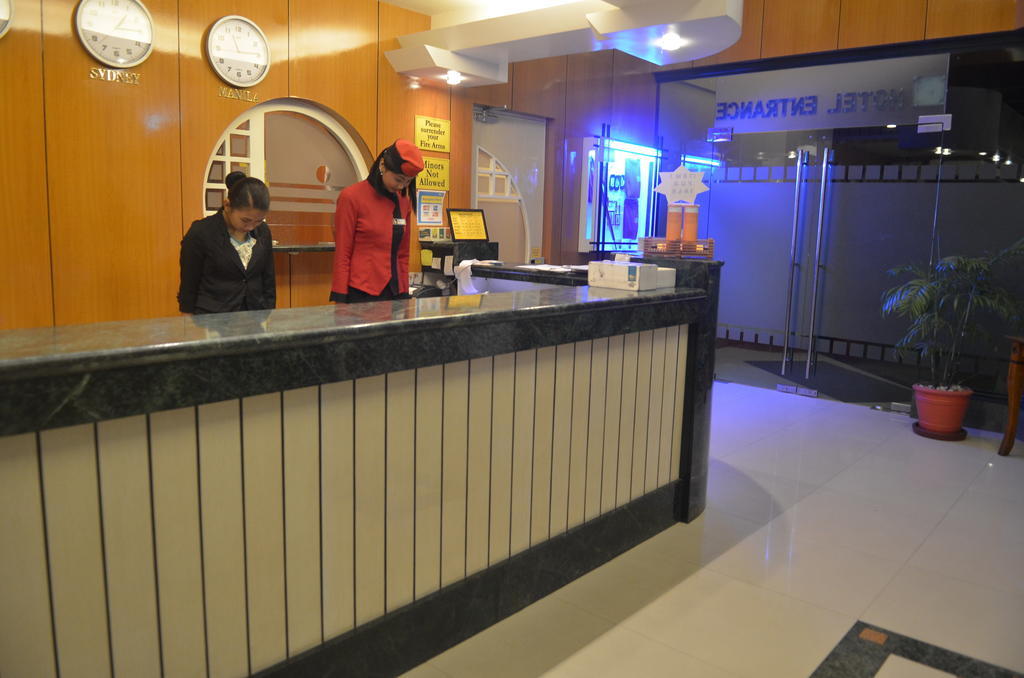 Hotel Sogo Tarlac מראה חיצוני תמונה