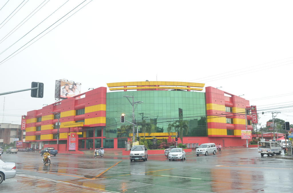 Hotel Sogo Tarlac מראה חיצוני תמונה